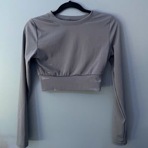 Long sleeve workout shirt